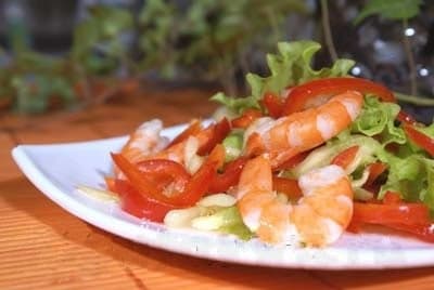 Салат с креветками - диетический