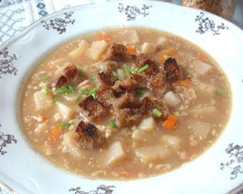 Гороховый суп с орехами