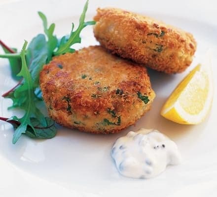 Рыбные биточки с овощами