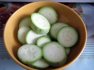 Кабачки на пару с сыром