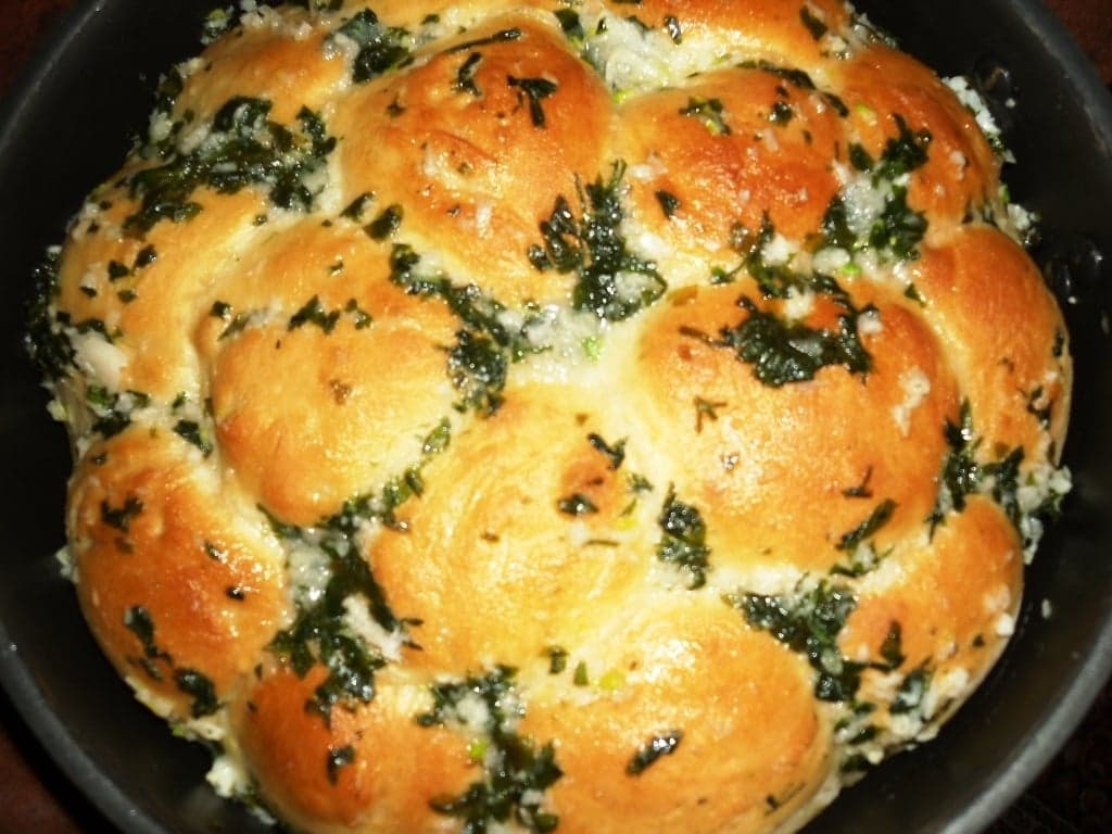 Пампушки с чесноком
