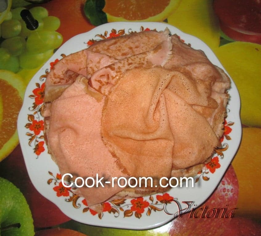 Розовые блинчики