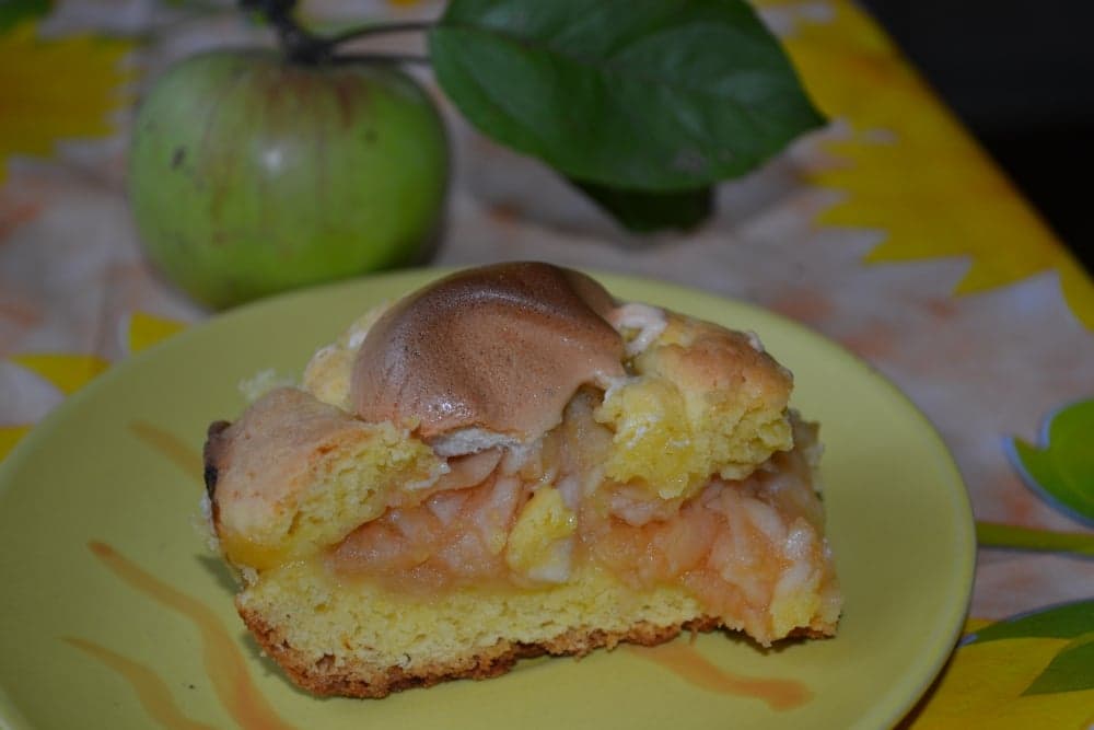 Пирог с яблоками