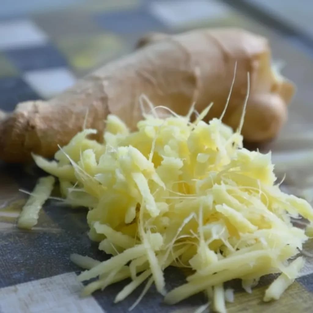 Тёртый имбирь