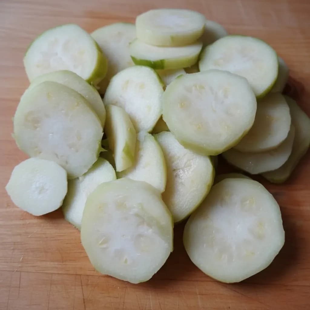 Нарезанные кабачки