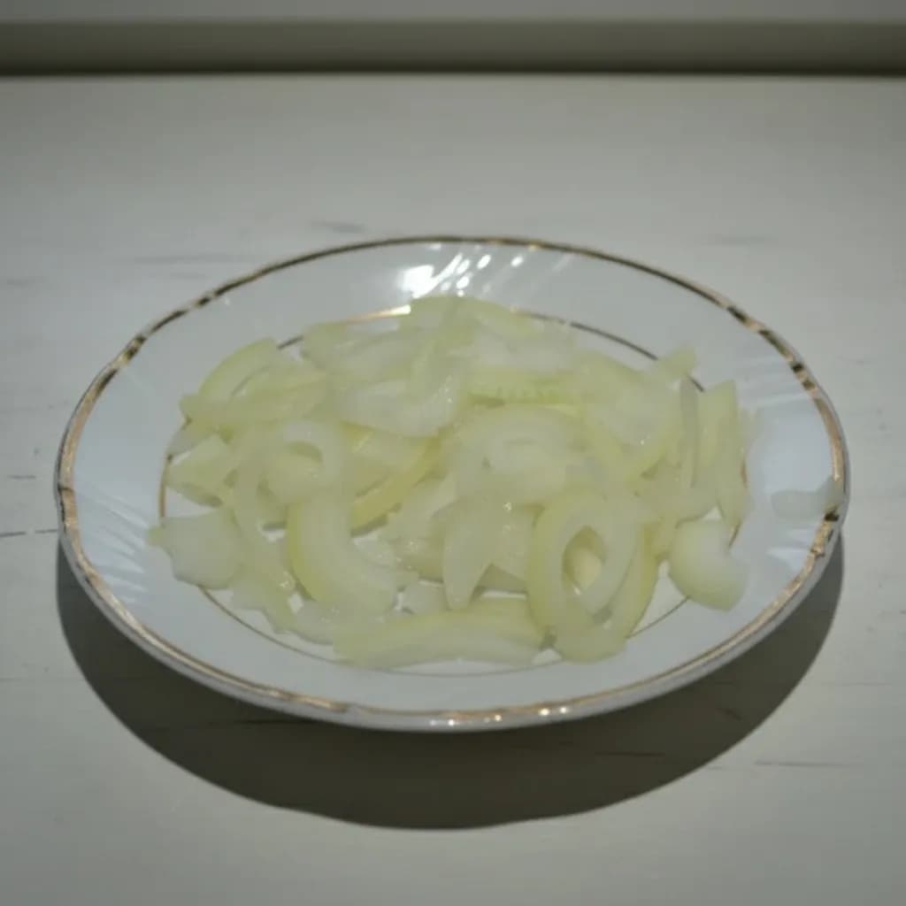 Нарезанный лук