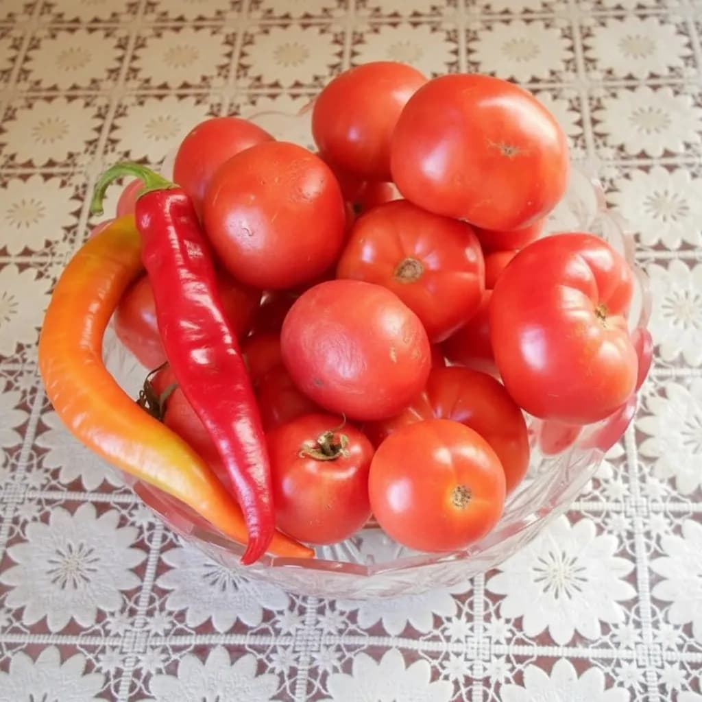 Помидоры и чили