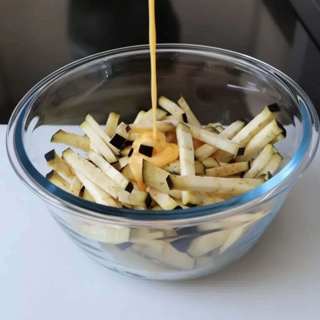 Нарезанный баклажан